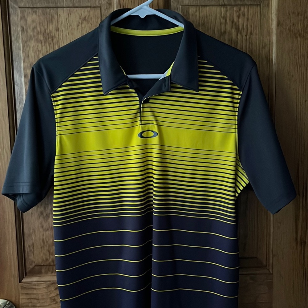 Oakley Men’s Golf Shirt
